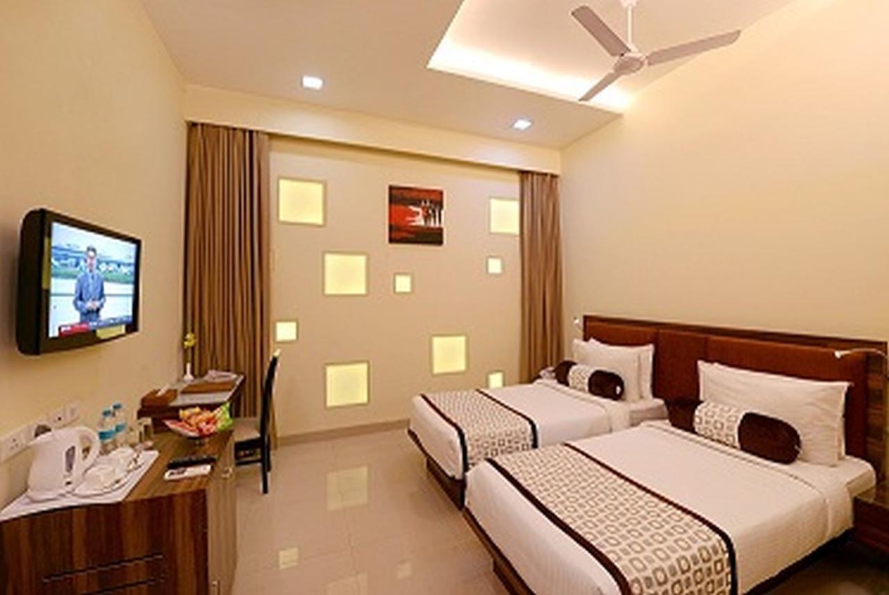 Vijaya Tej Clarks Inn Patna  Exterior photo